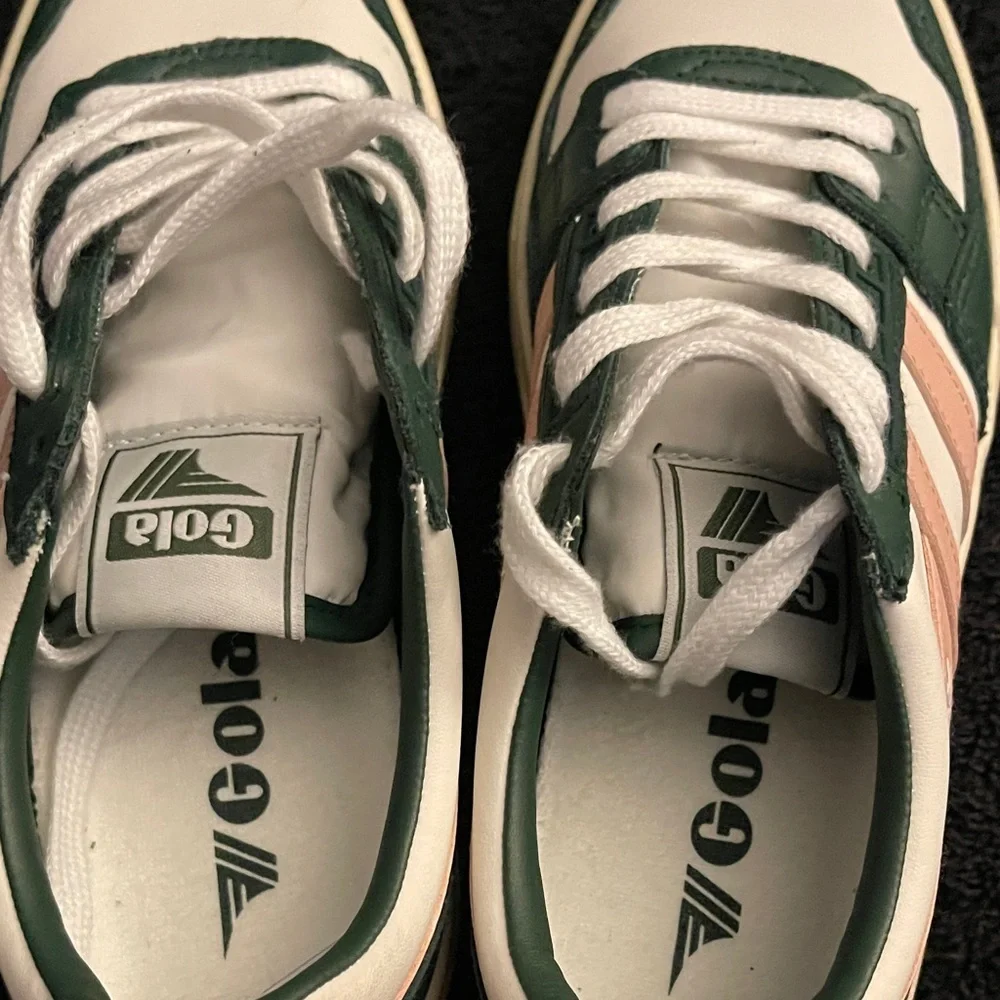 Gola Challenge CLB535 Women's White, Evergreen & Pearl Pink Sneakers Size 5 NEW